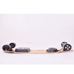 Safe Waterproof Electric Skateboard 7 PLY 1 Baboo Deck Material