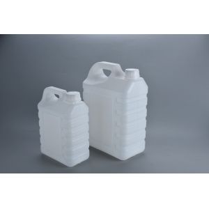 Quality 2.5L White HDPE Plastic Jerry Can With Tight Head And Screw Lid For Customization for sale