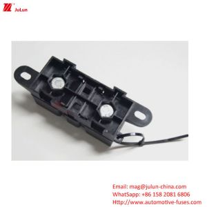 Waterproof Design ANS Plastic Shell Car Fuse Holder Car Can Easily Cope With Unexpected Situations In Use.