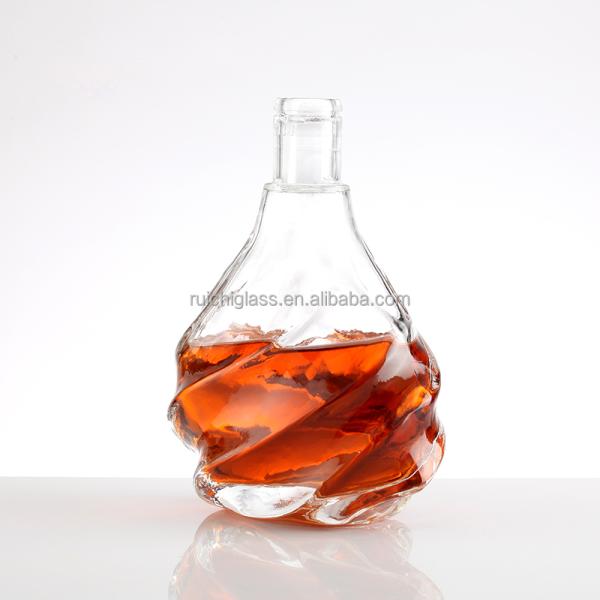 500Ml 700ml Empty Vodka Bottles Glass Whiskey Bottles for Champagne Requirements