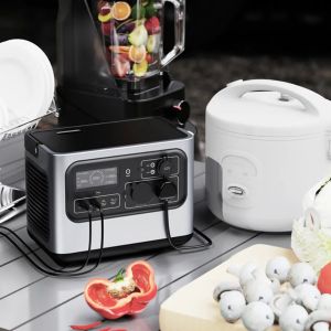 LCD Display Portable Rechargeable 230V Solar Generator 144000mAh