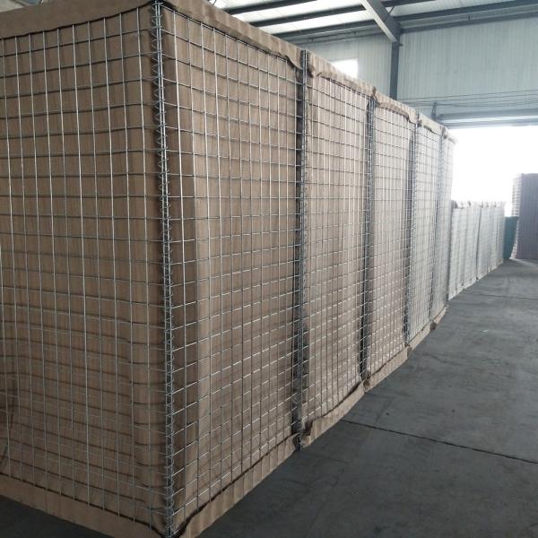 Buy Hot Dipped Galvanized Gabion Hesco Heavy Duty Stackable at wholesale prices
