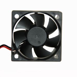 China Sleeve Bearing Dc Exhaust Fan , Brushless Cooling Fan 5500RPM 5v 12v 24v 50*50*20mm on sale
