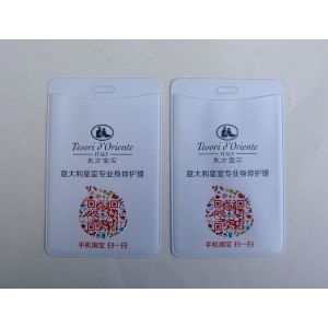 Fashional Employee Cute Retractable Badge Holder With Logo Customized , Pantone