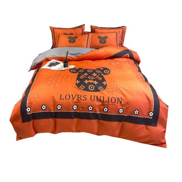 Buy 100% Polyester Wedding Four-Piece Kit Bedding Set For Hotel And Home at wholesale prices