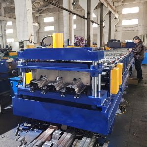 Galvanized Steel Metal Deck Roll Forming Machine 15kw 380V