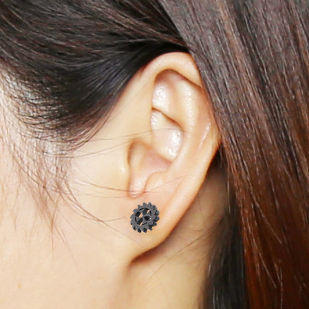 Black plate clover shape cool stud earrings piercing jewelry manufacturer