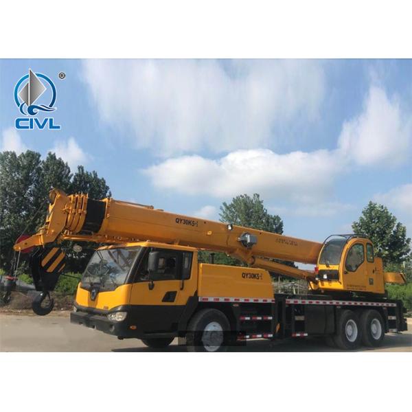 30 Ton Truck Crane 206kw Engine Five Section Octagon Large Rounded Telescopic Boom