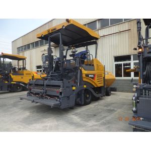 2.0m-4.5m Paving Width 12 Hopper Capacity Bituminous Concrete Paver for Road