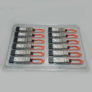 Finisar FTL410QD4C 40GBASE-SR4 / 10GBASE-SR 300m QSFP+ Gen4 Breakout To 10GBASE