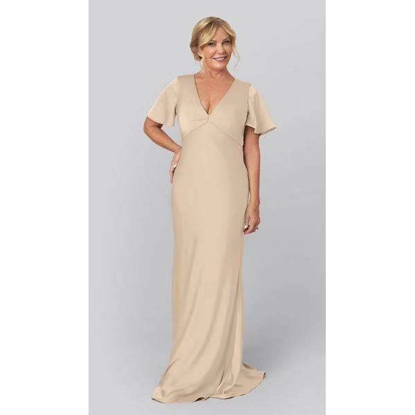 Shiny V-neckline Short Sleeves Zipper Sheath Plus Size Sweep Train Silver Satin Mother Of The Bride Dress