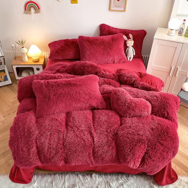 Buy Ins Red Color Warm Mink Velvet Crystal Bedding Set for Winter Bed Linen Quilt Cover at wholesale prices