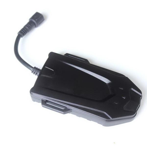 New IP66 Waterproof 3G WCDMA Vehicle GPS Tracker Realtime Locate GPS locator Remote cut oil or circuit supported