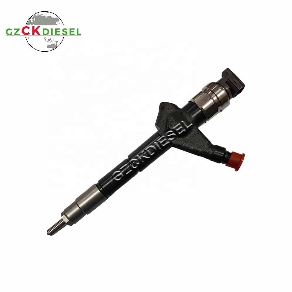 China Common Rail Fuel Injector 095000-6730 23670-51020 0950006730 2367051020 on sale