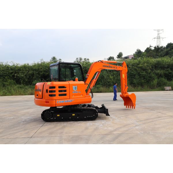 Lonking CDM6060 6 Ton Hydraulic Excavator with 0.5~1.0m³ Bucket Capacity and 15.4kw/2400rpm Power