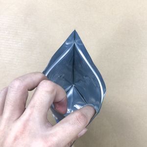 Easy To Open Pour Reseal Hassle-Free Maintaining Freshness Over Multiple Uses