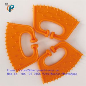 Plastic Calf Weaner , Calf Suckling Preventer, Cow Weaner Nose Ring ，calf weaner