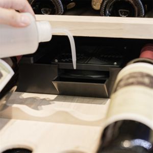 Sophisticated Design Lockable Red Solid Wood Wine Cooler Cabinet