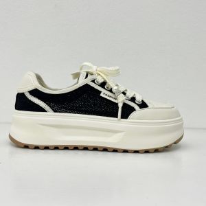 Leisure Black And White Canvas Sneakers With Breathable Mesh Upper