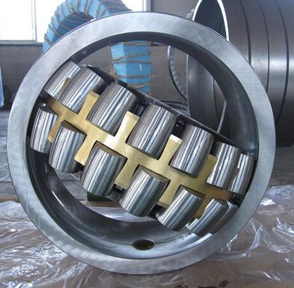 Buy E cage Spherical Roller Bearing 230/630CAW33 C KN 6700 K K30 for reduction gear at wholesale prices