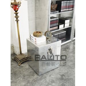 China classical old style aluminium storage CASE furniture on sale