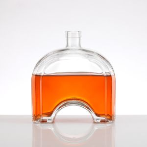 China Glass Brandy Bottle with Customizable Personalized Branding and Glass Material on sale