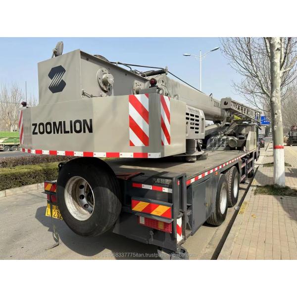 Used Zoomlion 25 Ton Crane with Excellent Performance and Max. Lifting Load of 4.5 Ton