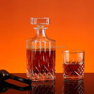 Beverage Industrial Luxury Emboss Square Whisky Glass Bottles with Sophisticated