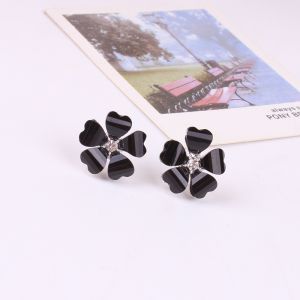 2018 Fashion American style lady party Heart ShapeEarringsSilver Many Colors