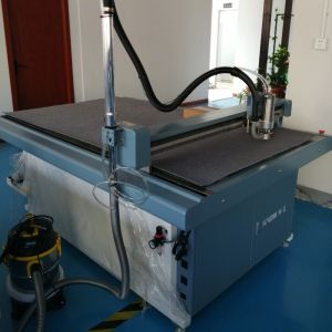 Paper Boxes CAD Graph Contour PVC Sheet Milling Cutting Machine with Graver Cut