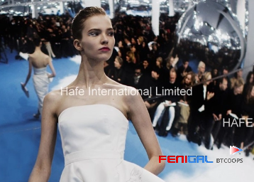 Inflatable Reflective Mirror Spheres For Party And Shopping Mall Decorations