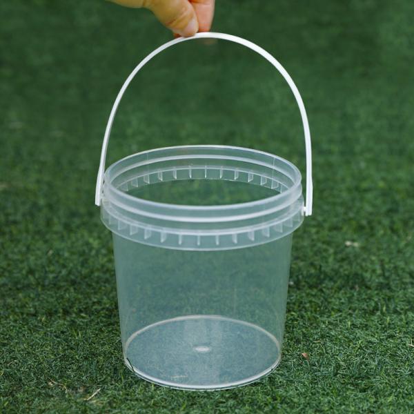 Store Your Ice in Style with 1000ml Round Plastic Bucket and Lid Set