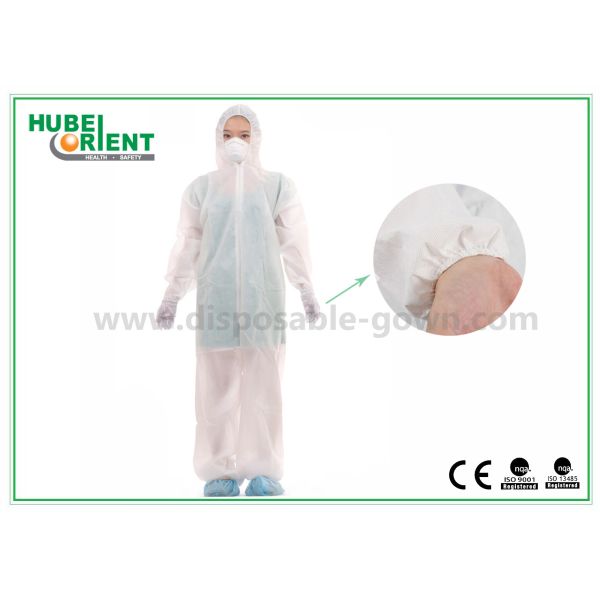 Buy 45gsm Polypropylene Nonwoven Disposable Chemical Coveralls With Hood at wholesale prices