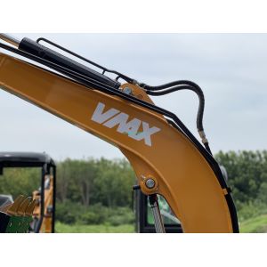 3700mm Hydraulic Mini Crawler Digger 2.2 ton Rubber Tracks