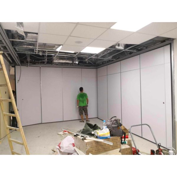 Thickness 85mm Hotel Acoustic Room Dividers With Aluminium Sliding Track