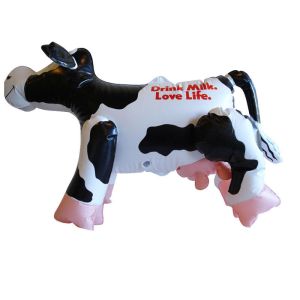Customized vivid designed pvc inflatable cow animal,dairy cattle toys