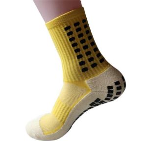 Anti Slip Football Socks with Acceptable OEM and Medium Thickness