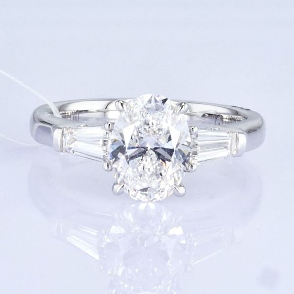 Buy 18k White Lab Grown Diamond Ring Three Stones Design 1ct+ D VVS2 Classic Design Oval Shape at wholesale prices