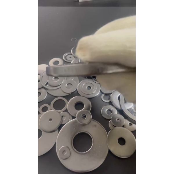 Heavy Duty Zinc Plated Flat Spring Washers Flexibility Corrosion Resistance DIN 127 Standard