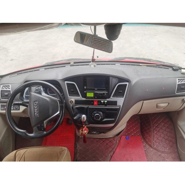 IVECO 6725 146hp 19seats Used Mini Bus Small Passenger Coach Diesel Engine