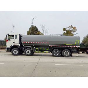 Good Price Howo 8x4 Large Capacity 5000 Gallon Sprinkle Water Tanker Truck