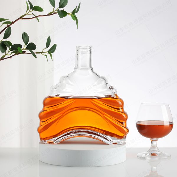 Hot Stamping Design Custom Size Accepted Glass Bottles for Whisky Gin Tequila Liquor