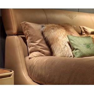 Fashion Leather Modern Bedroom Furniture Sets Solid Wood Italian Luxury Bed