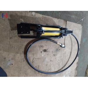 2Mpa 70Mpa Hydraulic Crimping Tools Manual Hydraulic Pump 15.5KG