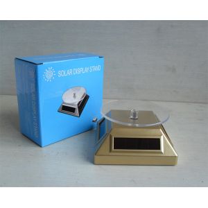 Solar turntable display in Gold
