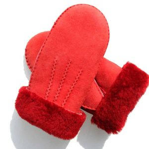 Winter soft lined dressing leather gloves