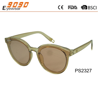 Buy Newest Style 2018 plastic Fashionable Sunglasses,UV 400 Protection Lens at wholesale prices