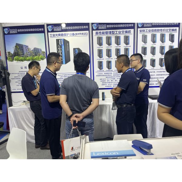 10 Port Industrial L2 Managed Switch PoE Gigabit Ethernet 15.4W 30W IP40 Rated CE