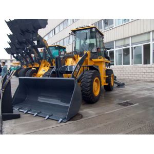 Low Noise Tractor with Bucket and Backhoe Wing Spread Support Leg 0.3M3 Digger