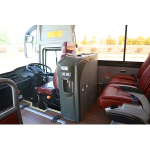 LHD/RHD 68+1 seats 375HP Euro3 Luxury Coach Bus YBL6121T for Congo